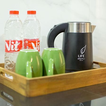 Life Emerald Hotel סוראבאיה מראה חיצוני תמונה